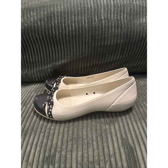 Crocs Women's Cap Toe Ballet Flats - 10 Women's - Picture 3 of 7